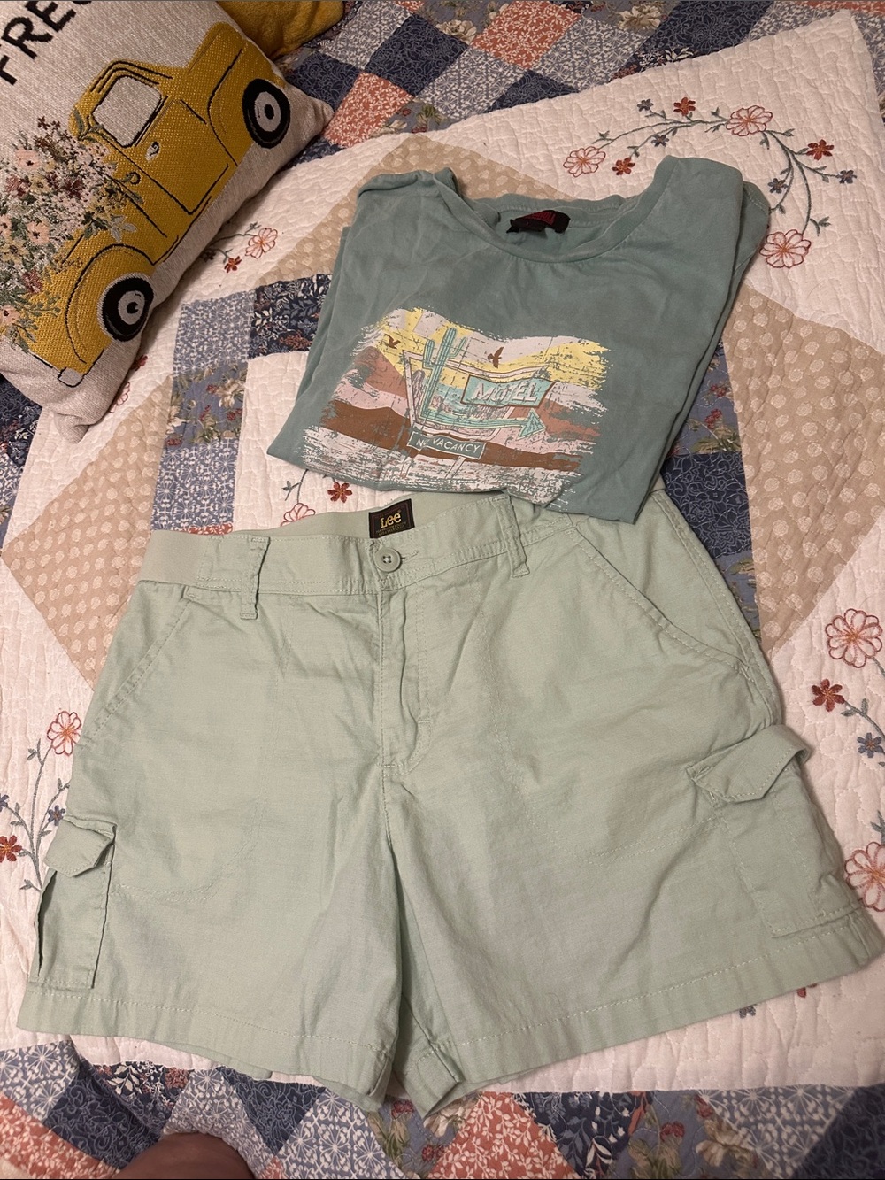 Lee Women's Light Mint Green Cargo Shorts